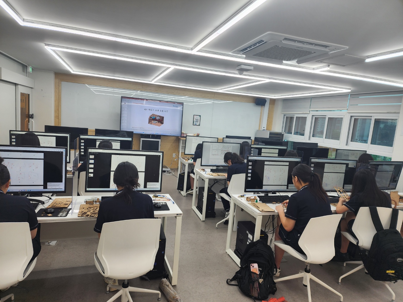 슬라이드 이미지